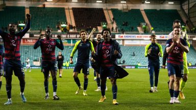 Ross County climb out of bottom two with victory at Hibernian