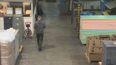 Economy shrinks in quickest return to recession since 1975