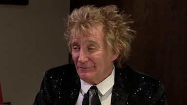 Rod Stewart visits NHS hospital where he paid for patients’ scans and vows to do same in Glasgow and Edinburgh