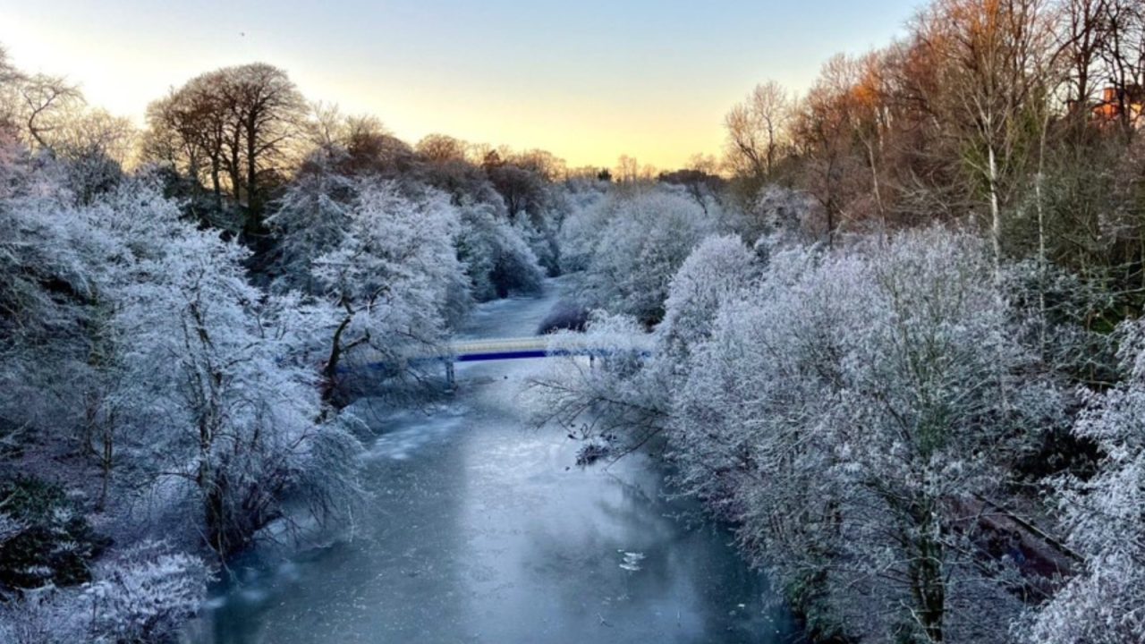 In pictures: Snow and ice creates incredible scenes across Scotland as Met Office weather warning continues