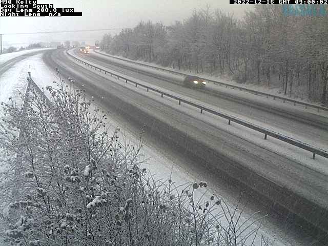 Snowy weather is currently affecting driving conditions on the M90 near Kelty in Fife.