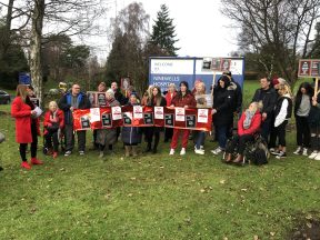 Patients of disgraced Dundee doctor protest in demands for inquiry