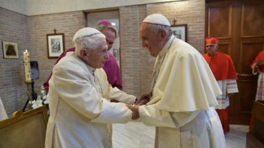 Thousands pour into St Peter’s for funeral of Pope Emeritus Benedict XVI