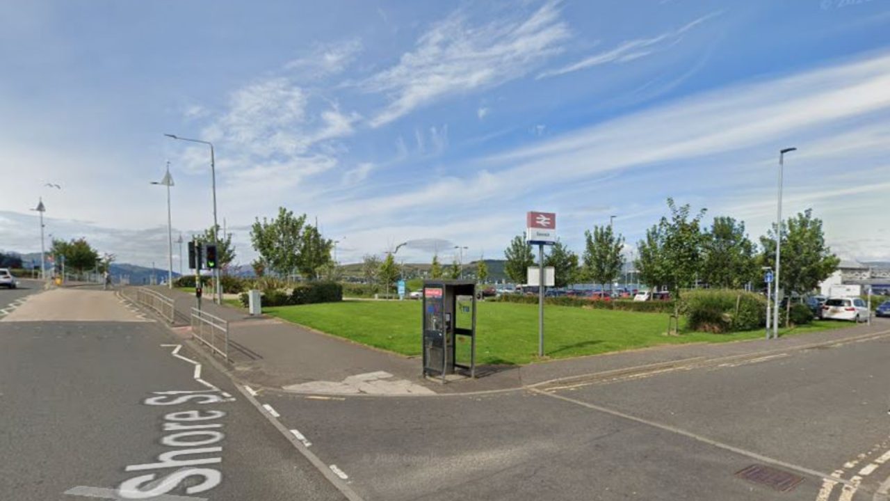 Man found unconscious with facial injuries in Gourock after ‘disturbance on train’ from Glasgow