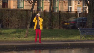 Teenager with rare condition praised for street photography