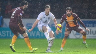 Motherwell and Ross County share the spoils in Fir Park basement battle