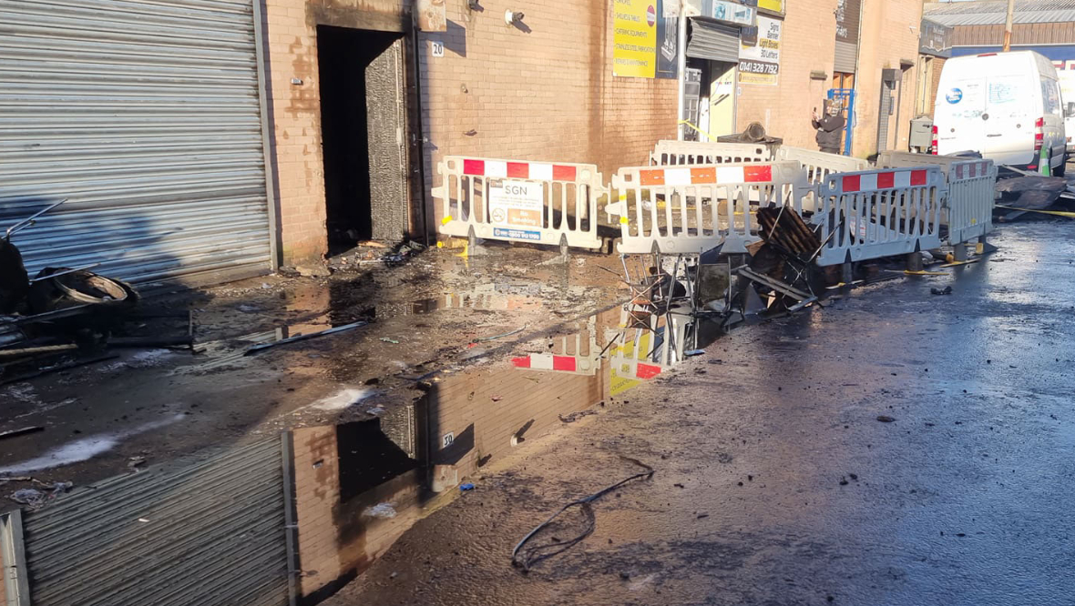 The Scottish Fire and Rescue Service (SFRS) mobilised four appliances to Forth Street on Friday.