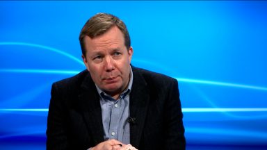 Jason Leitch urges Scots suffering with illnesses to ‘stay away from workplaces’