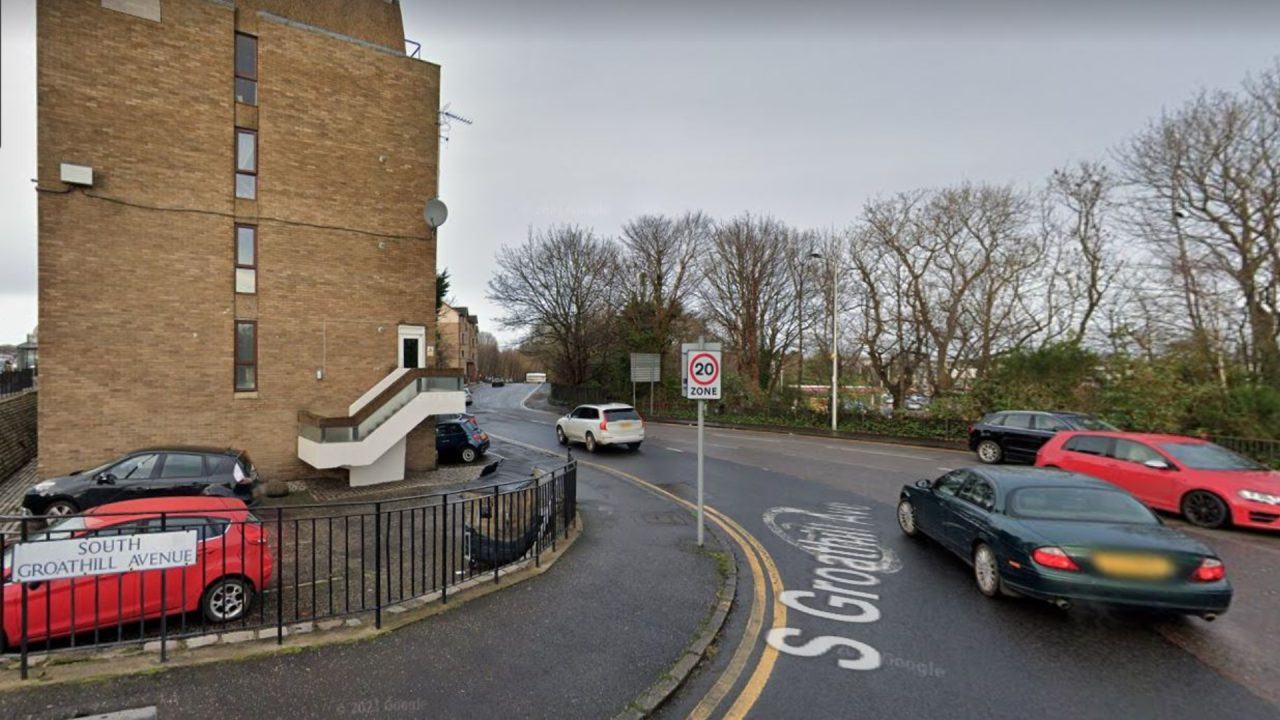 Volvo SUV deliberately set on fire in Craigleith area of Edinburgh as police search for two young men