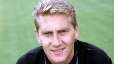 Billy Thomson: Ex-Dundee United, St Mirren, Rangers and Scotland goalkeeper dies aged 64