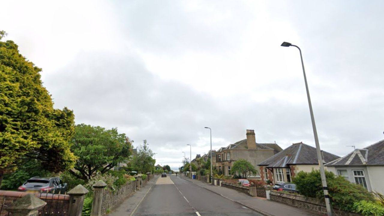 Man rushed to hospital and later arrested after car crash on A78 in West Kilbride