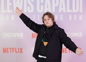 Lewis Capaldi cracks mum joke after Scottish singer honoured for hitting one billion UK streams