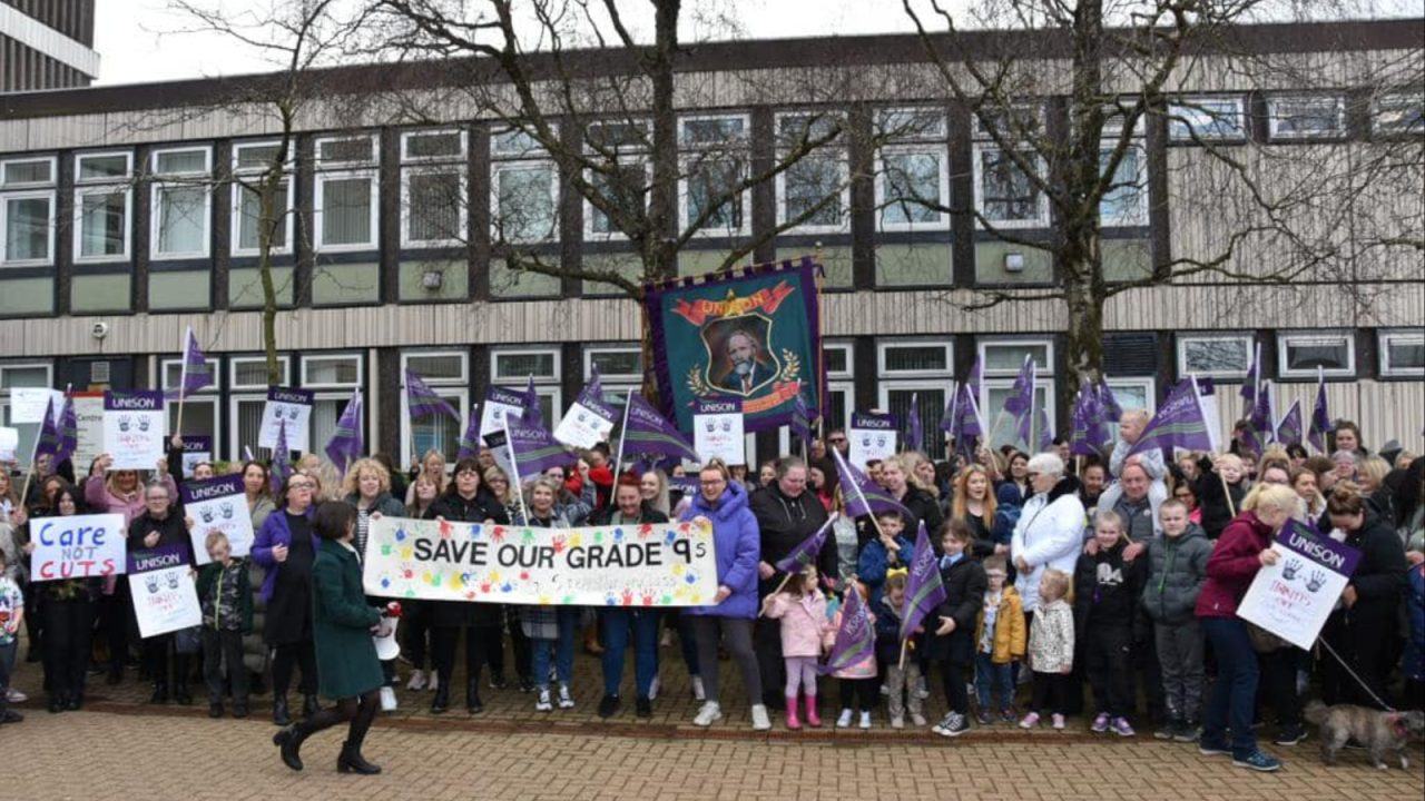 Nursey workers in North Lanarkshire stage protest amid pay cut plans of up to £6,000
