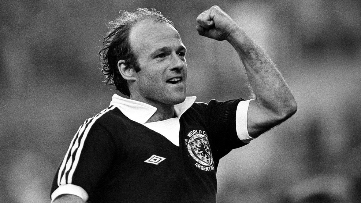 11/06/78 WORLD CUP 1978 NETHERLANDS v SCOTLAND ARGENTINA Archie Gemmill celebrates after netting the winning goal for Scotland