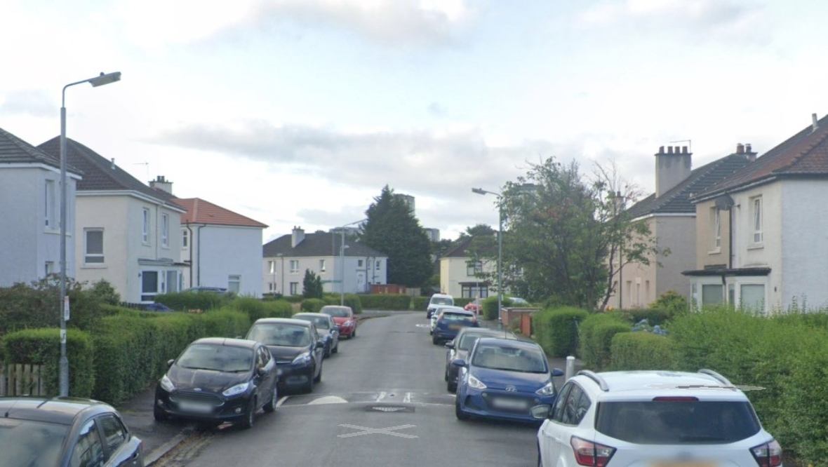 Man’s body discovered in Glasgow home as ‘sudden death’ probe under way