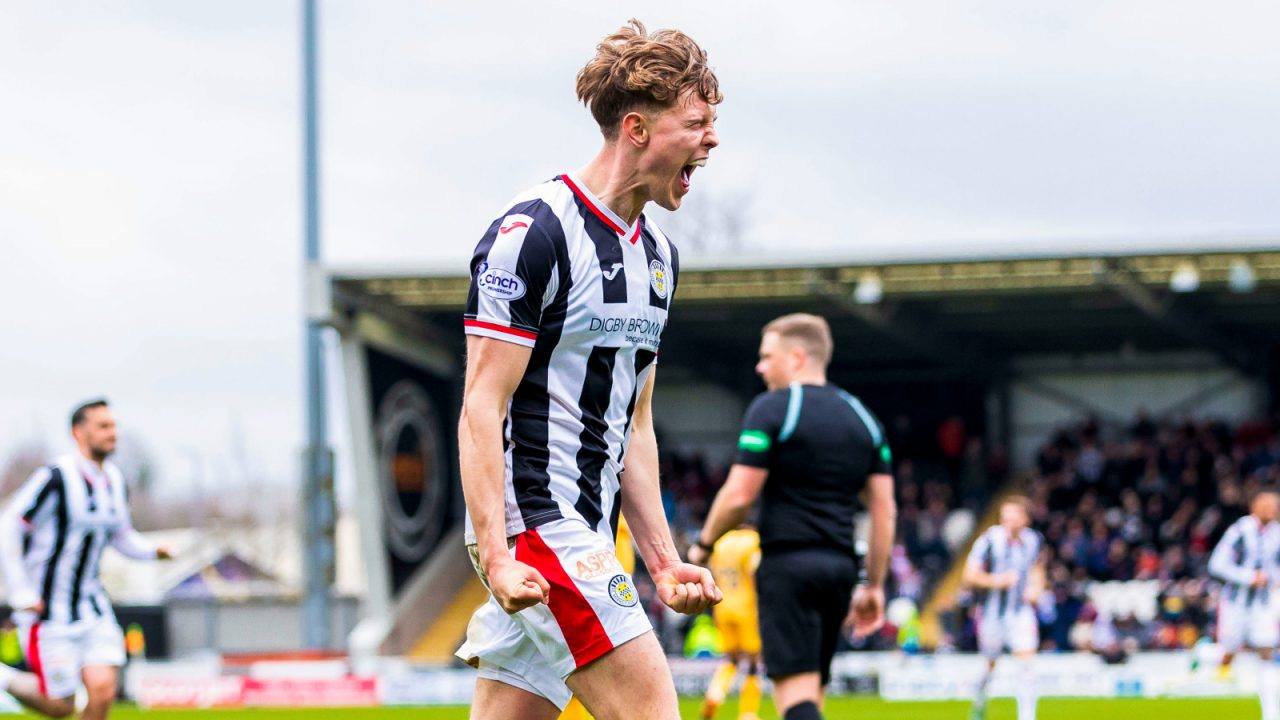 Mark O’Hara scores penalty brace as St Mirren see off Livingston