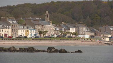 Islanders concerned over massive solar farm plans