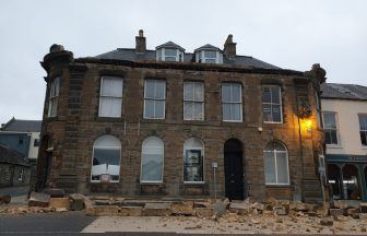 Former Clydesdale Bank collapses onto pavement as roads closed by police