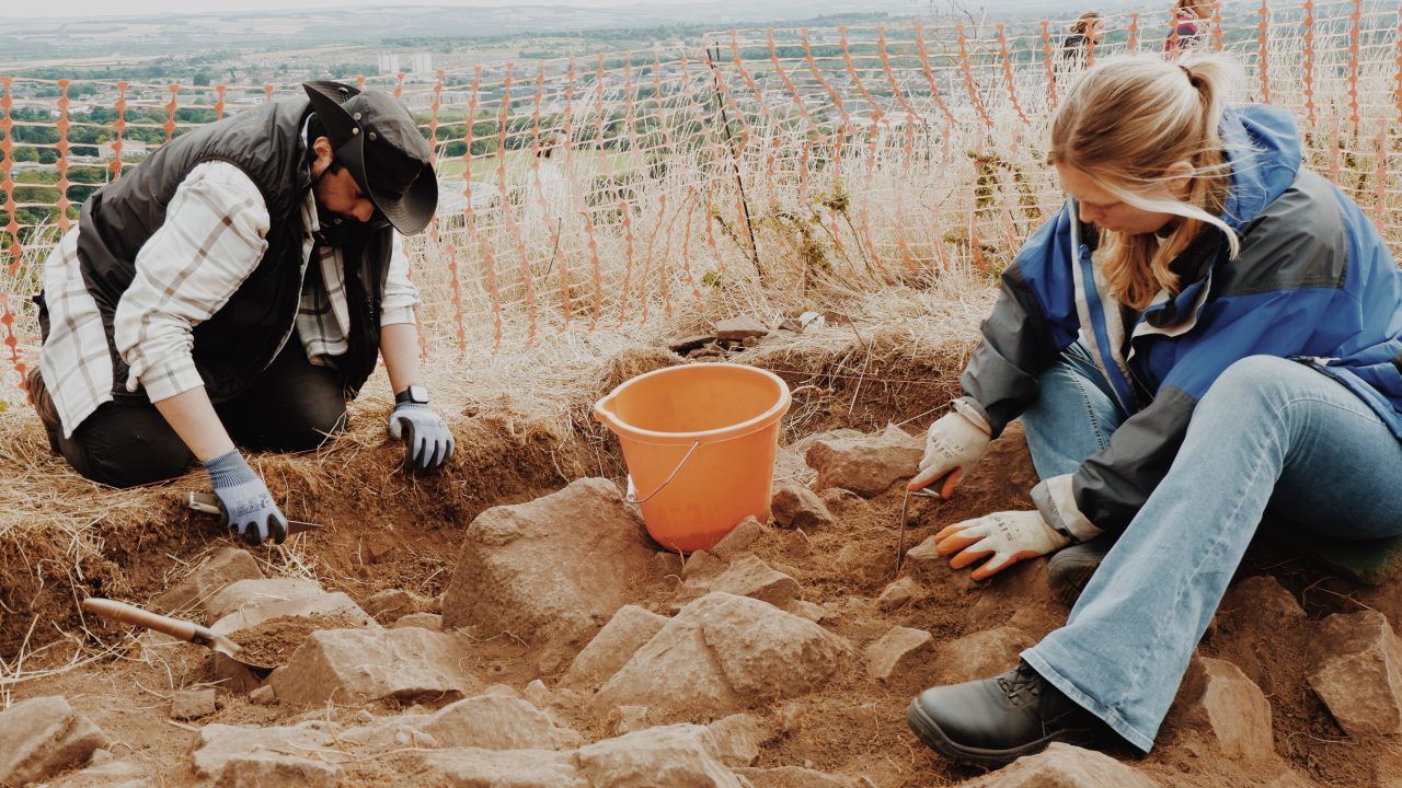 Scotland Digs 2023: Archaeologists to investigate prehistoric settlement and Iron Age fort