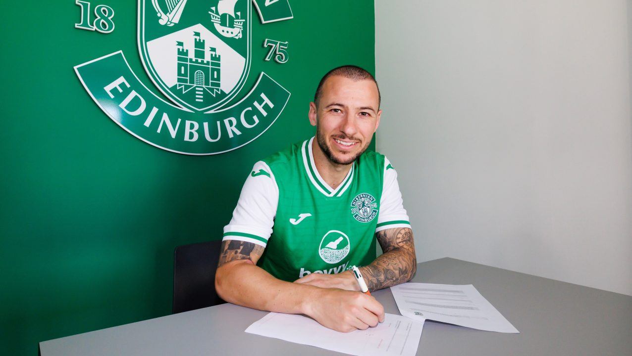 Hibernian sign experienced former Sydney FC striker Adam Le Fondre