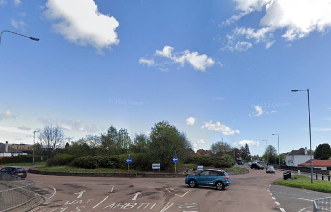 Probe after driver caught on camera ‘doing doughnuts’ at Milton of Craigie roundabout in Dundee