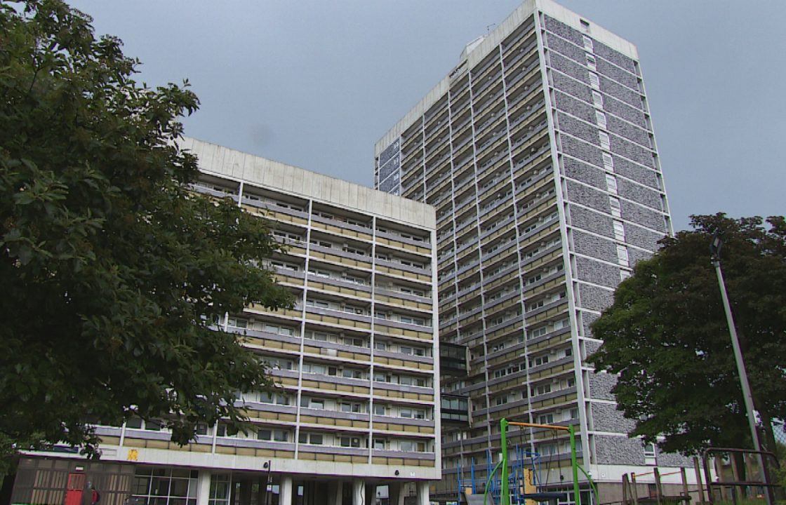 Two drug dealers jailed after one approached police officer while smoking cannabis in Aberdeen