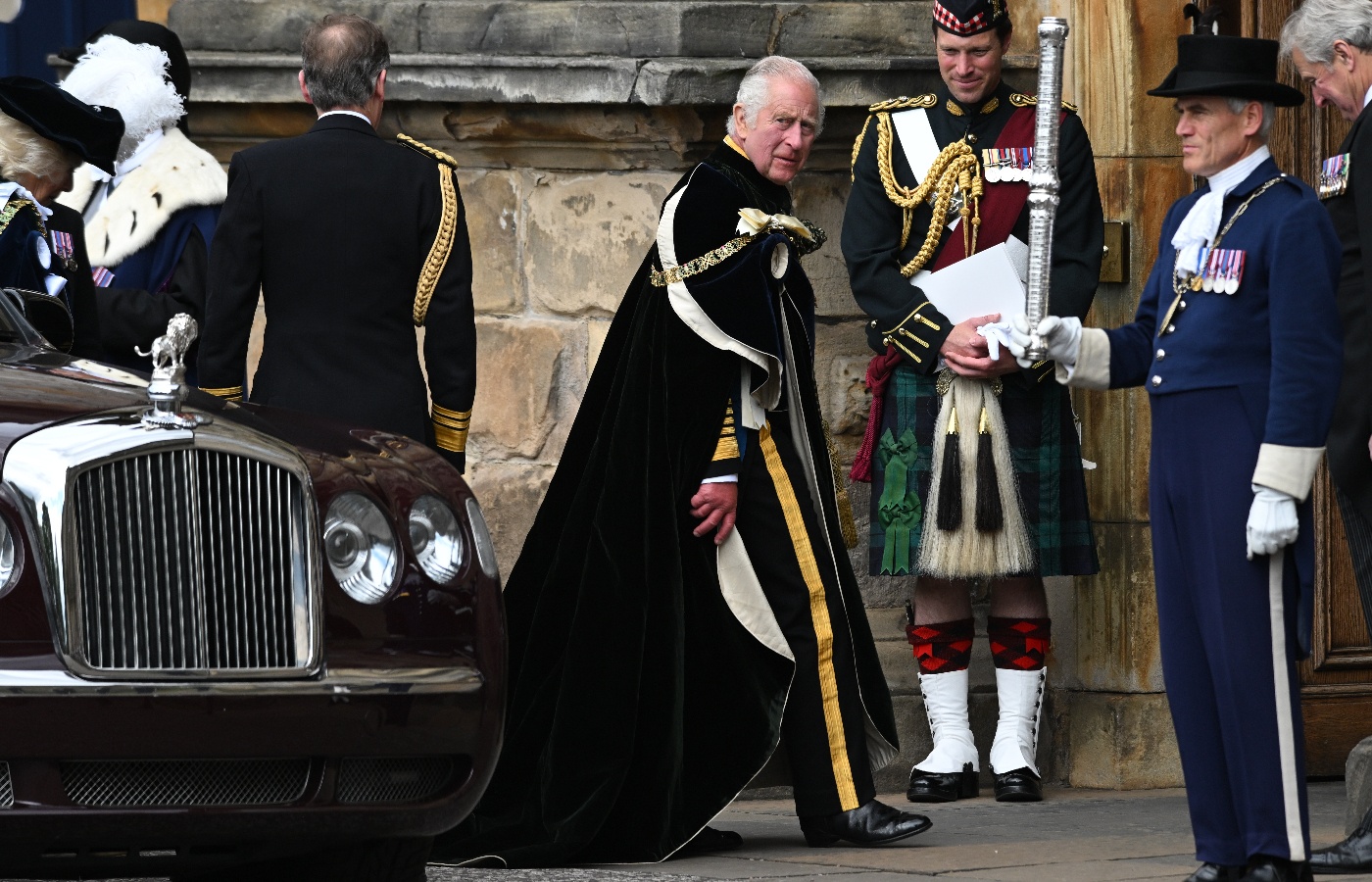 King Charles III returns to the Palace of Holyroodhouse for the national service of thanksgiving and dedication.
