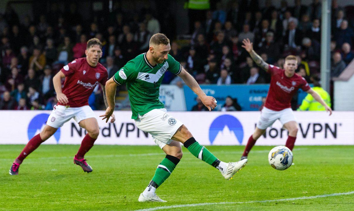 Louis Moult-inspired Dundee United thrash Arbroath in Championship opener