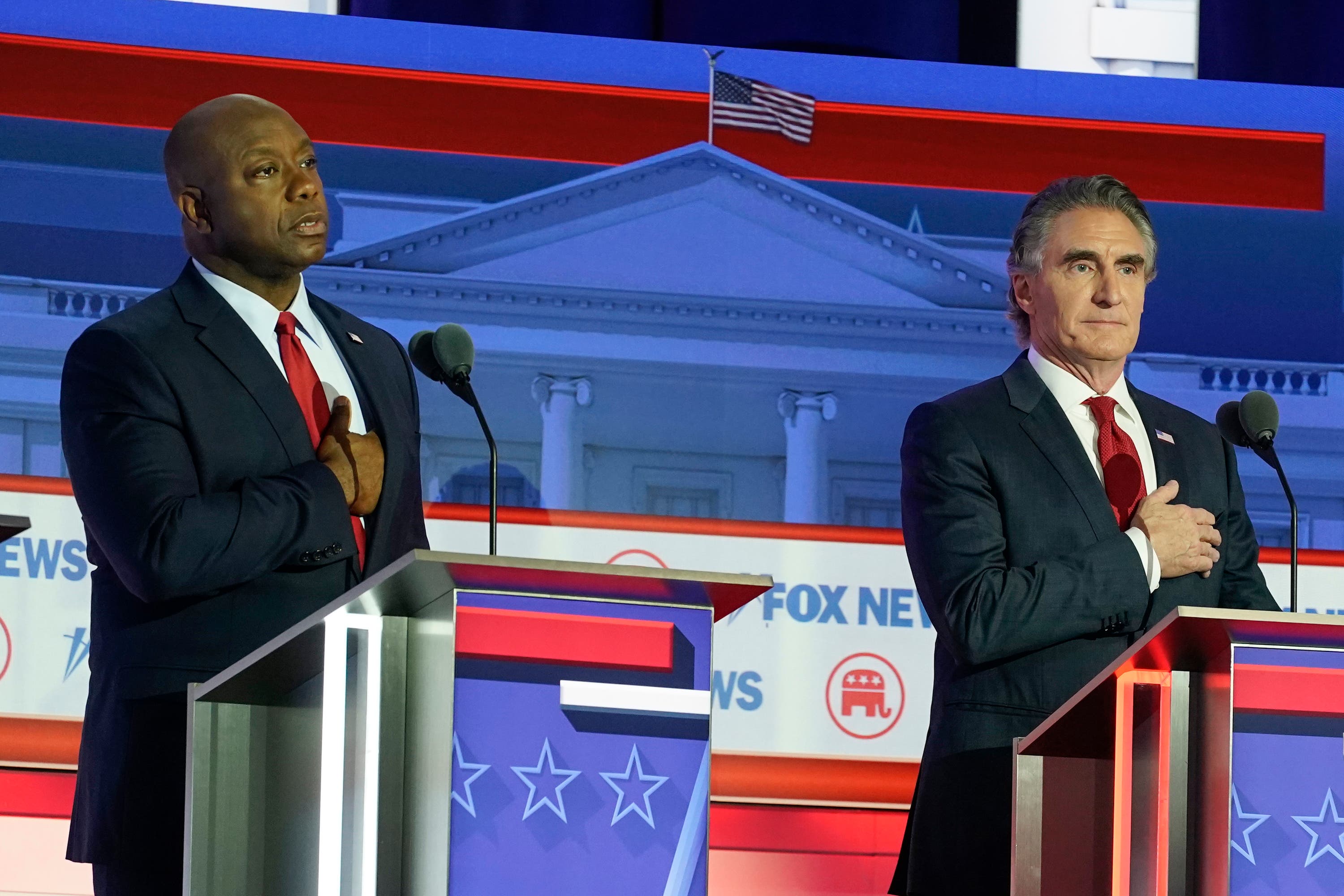 Republican presidential candidates Senator Tim Scott and North Dakota governor Doug Burgum.