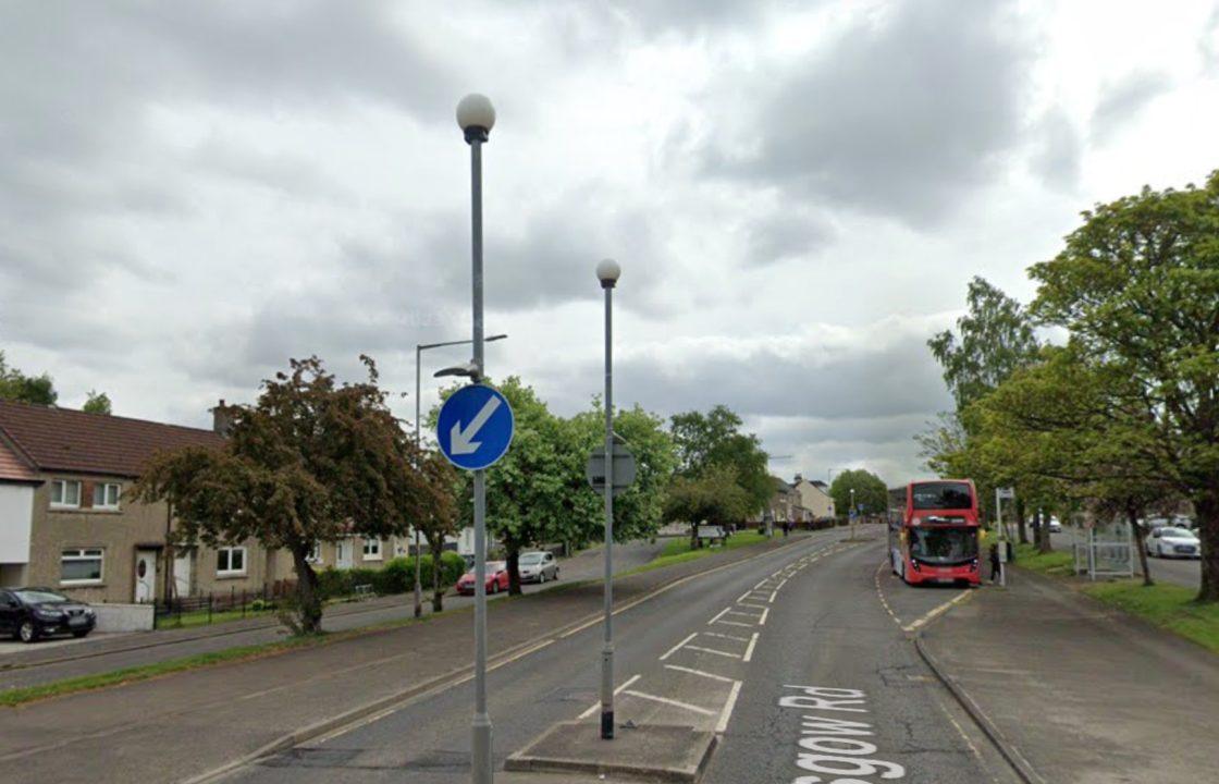 Drivers told to ‘avoid’ Blantyre’s Glasgow Road area as road closed following one-vehicle crash