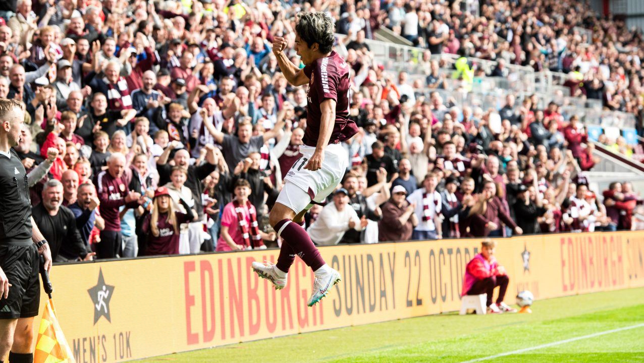 Steven Naismith secures first win as official Hearts head coach against Aberdeen