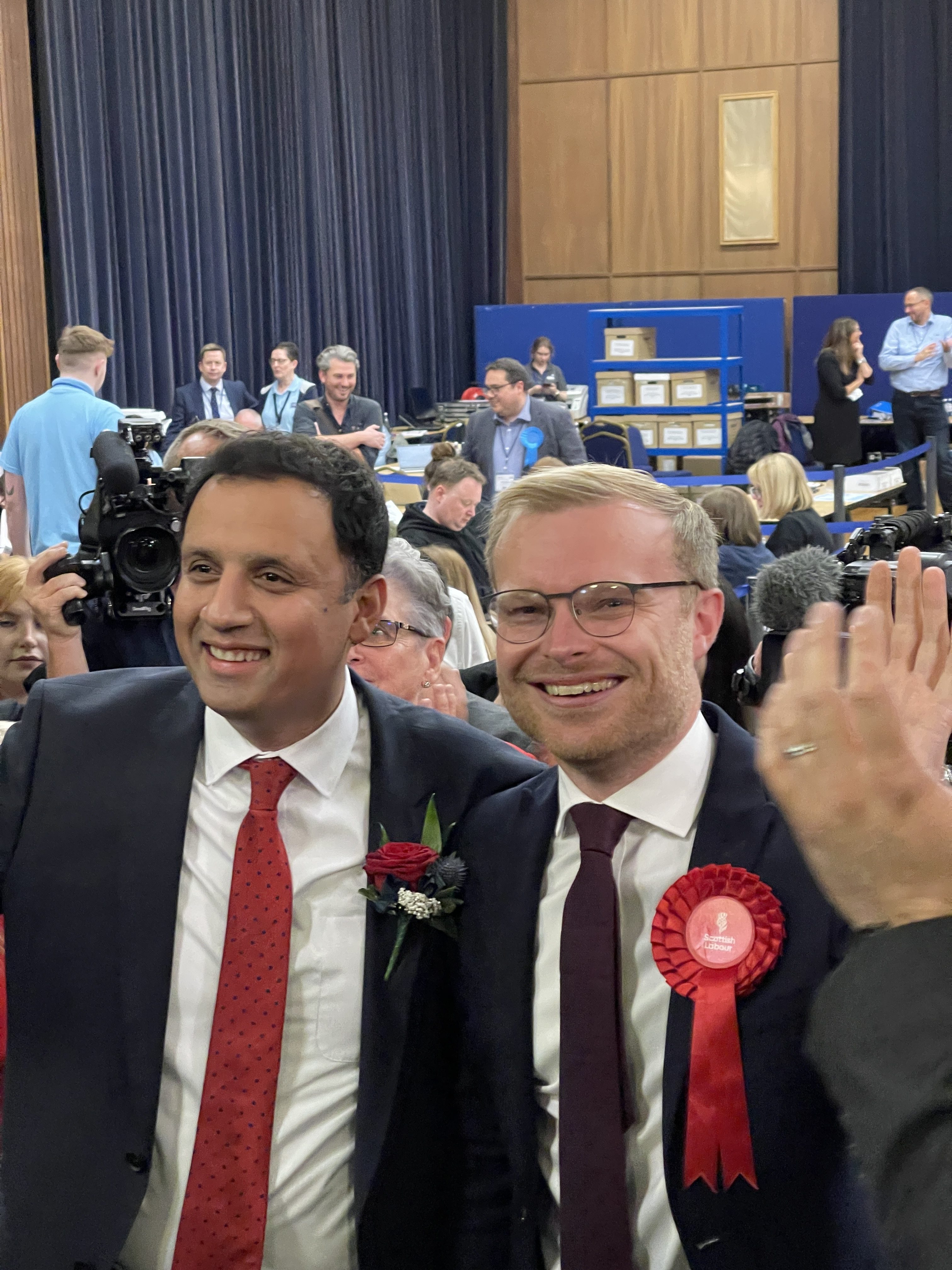 Anas Sarwar and Michael Shanks at the Hamilton count.