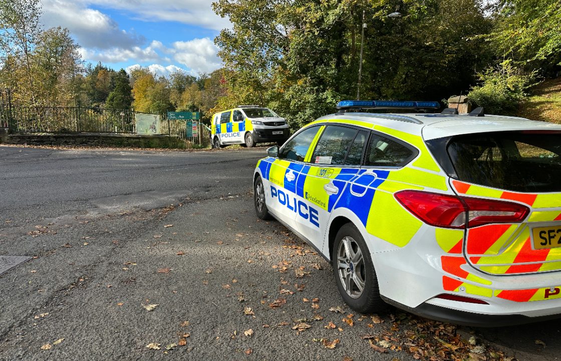 Teenager in critical condition after group attack at park in Glasgow