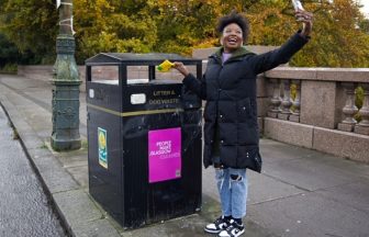 LitterLotto scheme in Glasgow to offer monthly £100 prize to those who bin rubbish in the city