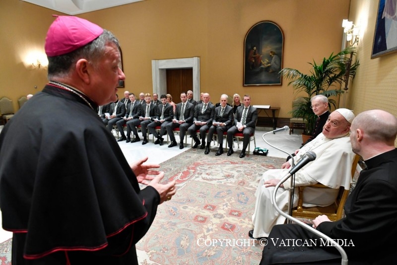 Brendan Rogers and Celtic players meet with the Pope.