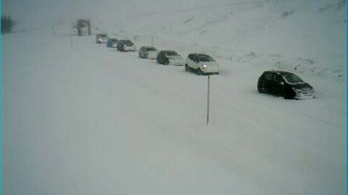 Storm Gerrit: Major incident declared as snow and flooding causes travel disruption across Scotland