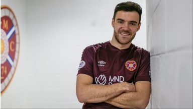 Hearts sign attacking midfielder Scott Fraser on loan from Charlton