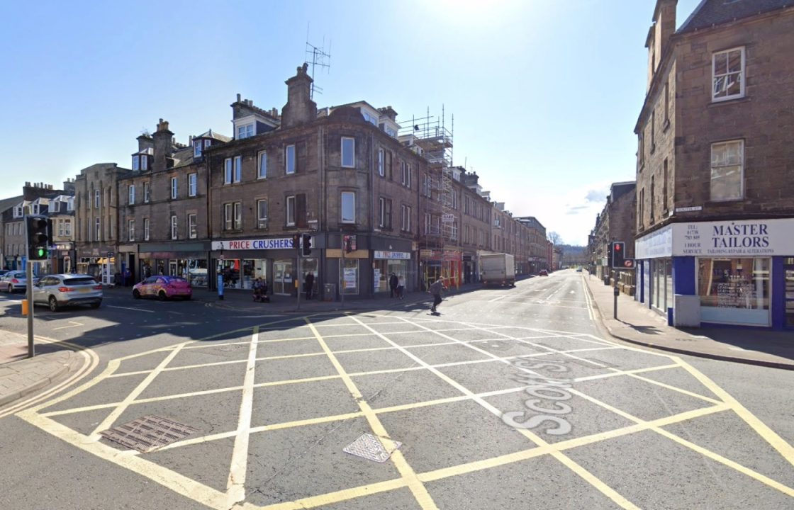 Building fire in Perth forces closure of Scott Street and High Street as firefighters tackle blaze