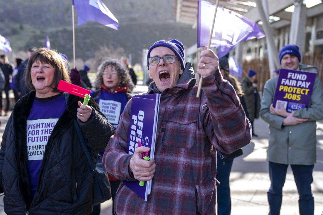 Scottish Government urges striking unions and college bosses to get back round table