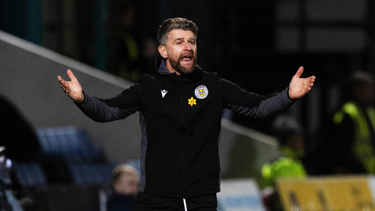 St Mirren boss Stephen Robinson bemoans penalty decision at Ross County