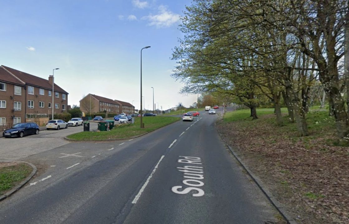 Toddler left ‘distressed and upset’ after being slapped at bus stop in Dundee