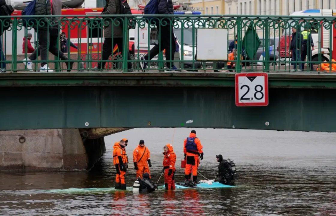 Seven dead after bus plunges from bridge in St Petersburg