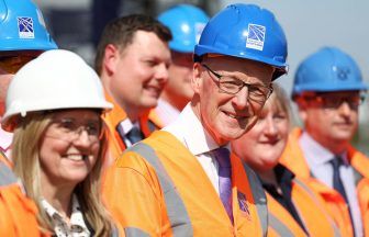 Swinney calls for Labour nationalisation of Network Rail