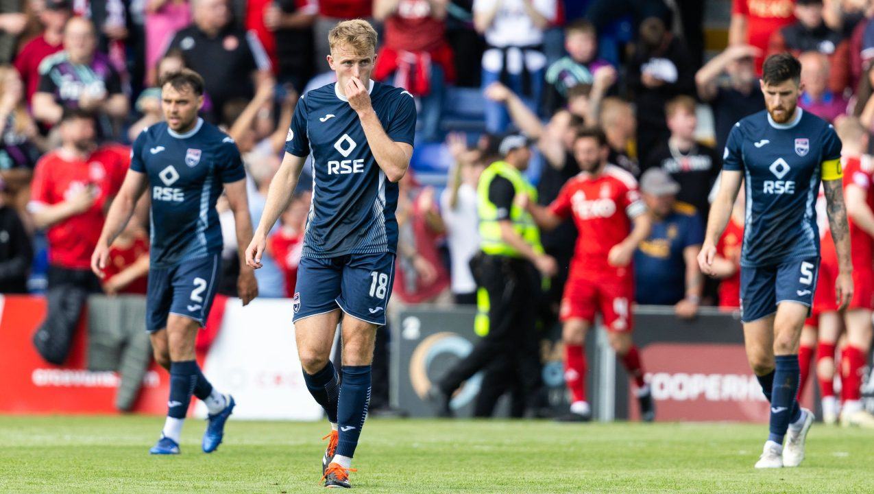 Ross County face relegation play-off after drawing against 10-man Aberdeen