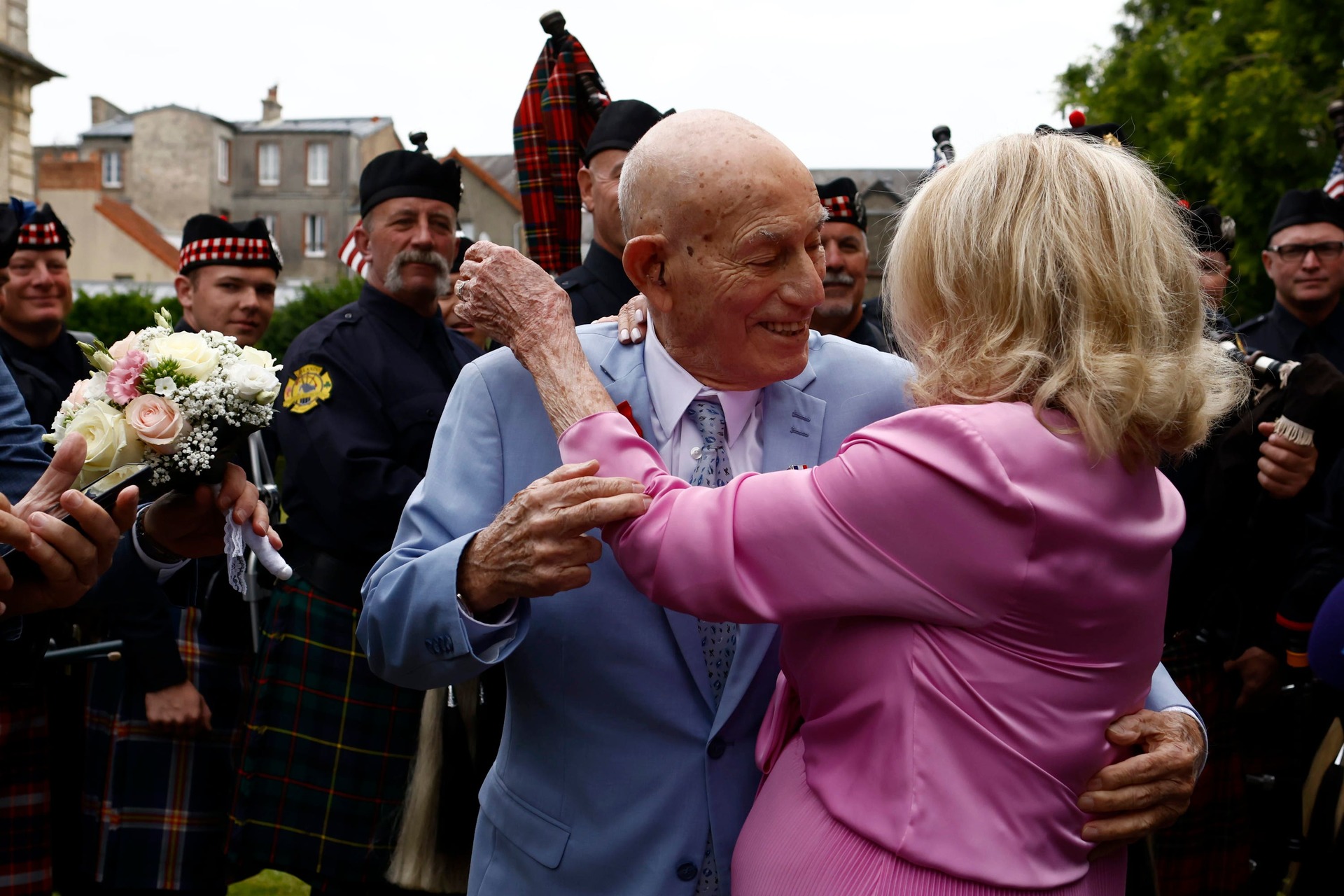 Harold Terens, 100, left, and Jeanne Swerlin, 96, celebrated their wedding 