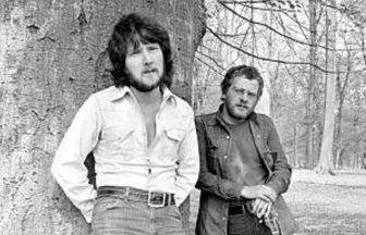 Tributes to Scots singer Joe Egan of Stealers Wheel after death aged 77