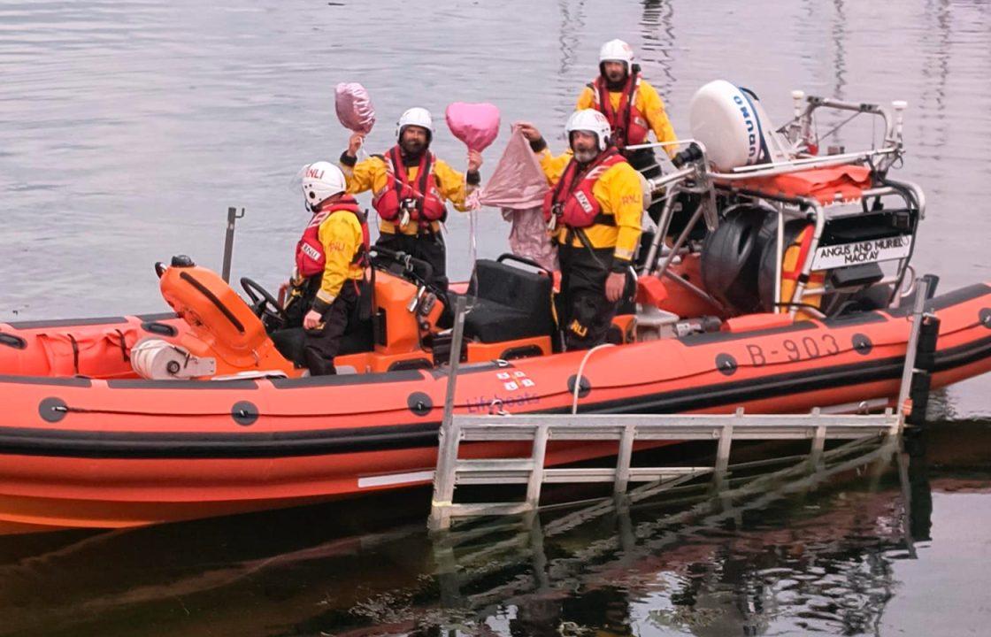 Helensburgh lifeboat called out to River Clyde rescue only to find deflated pink balloons