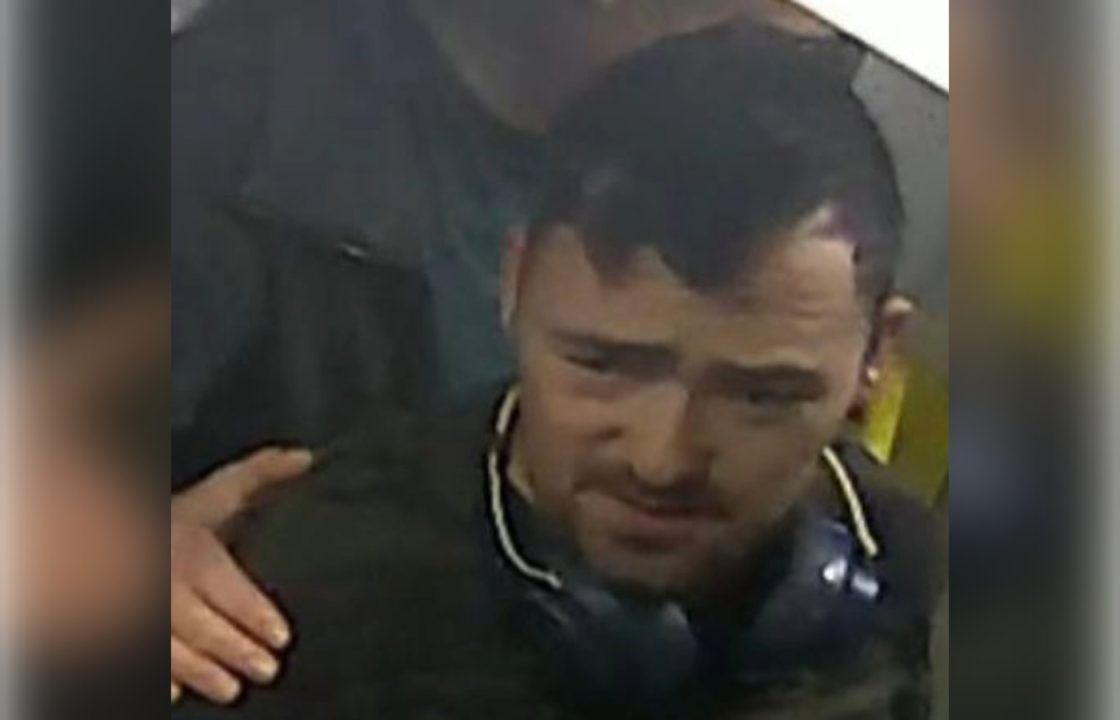 Hunt for man with ‘Ayrshire accent’ after incident on ScotRail