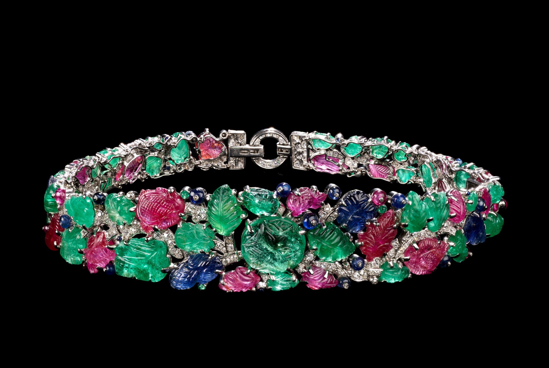 Bandeau in emerald, ruby, sapphire, diamond and platinum, Cartier London, 1928 (Victoria and Albert Museum, London/PA) 