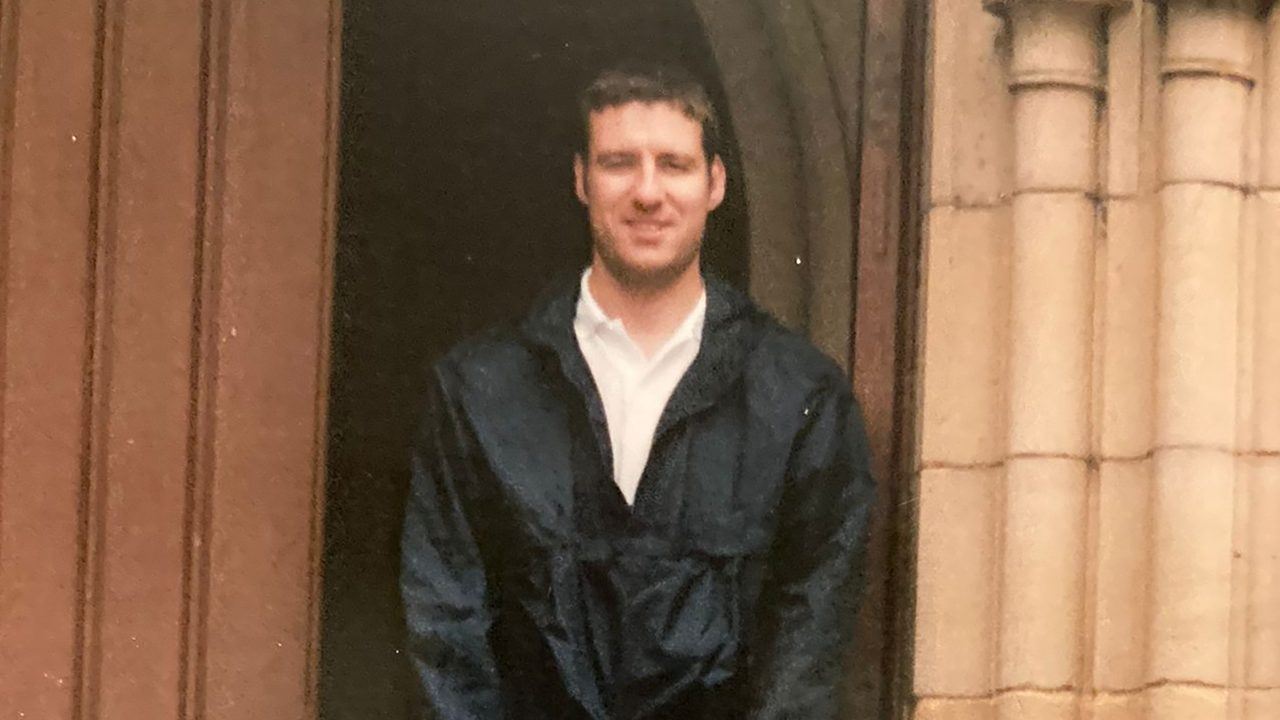 Family of banker shot on doorstep in 2004 have ‘lost confidence’ in police